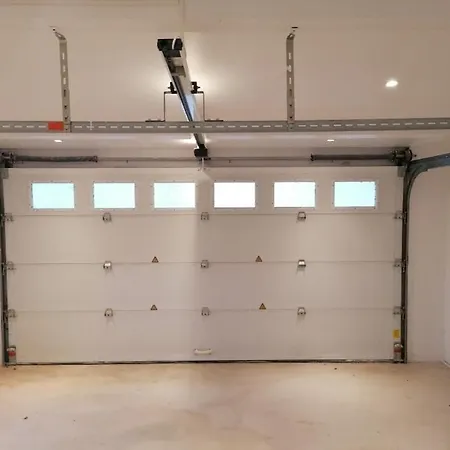 Maison De Village * Abbecourt (Oise)